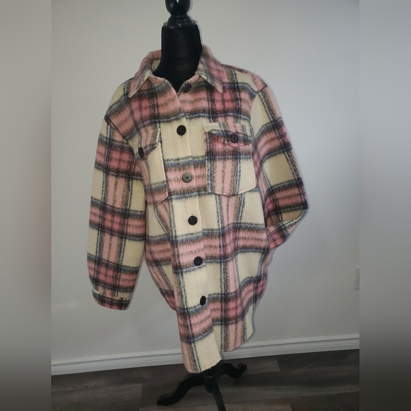 ONLY Shacket - Picture 4 of 4